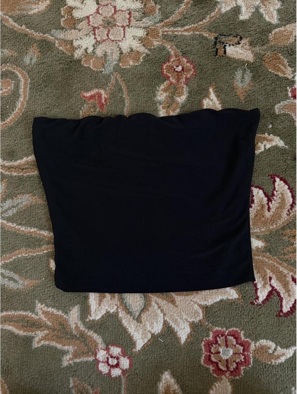 Black tube top cropped size xs - small (stretchy!)